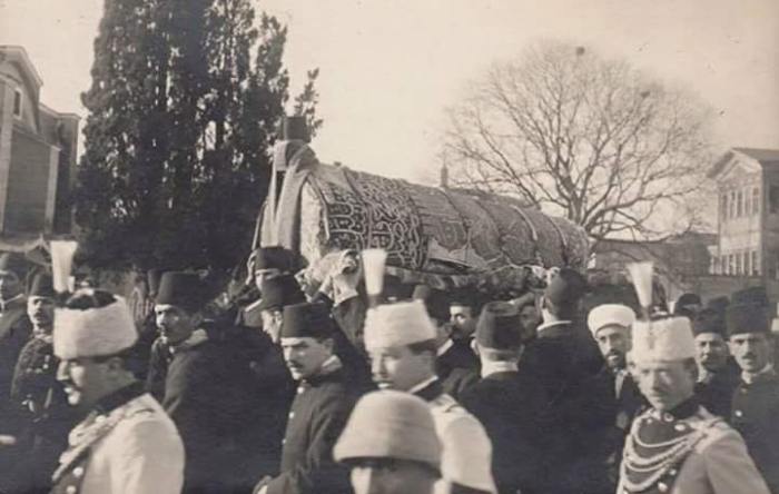 Sultan Ikinci Abdülhamid'in cenaze töreni